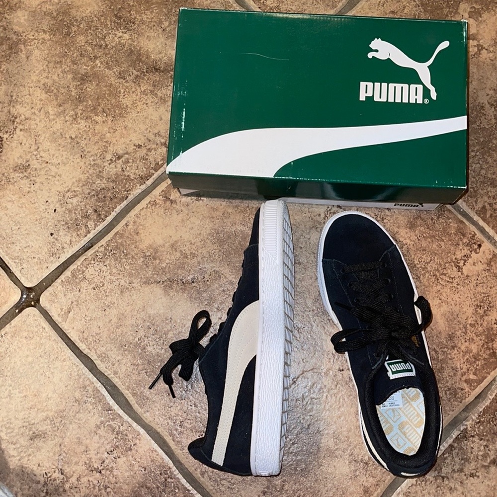 Black/nude Suede Puma Sneakers